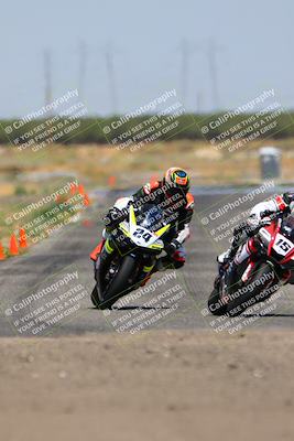 media/Aug-13-2023-CRA (Sun) [[1cfc37a6fb]]/Race 10 1000 Superbike/Race/